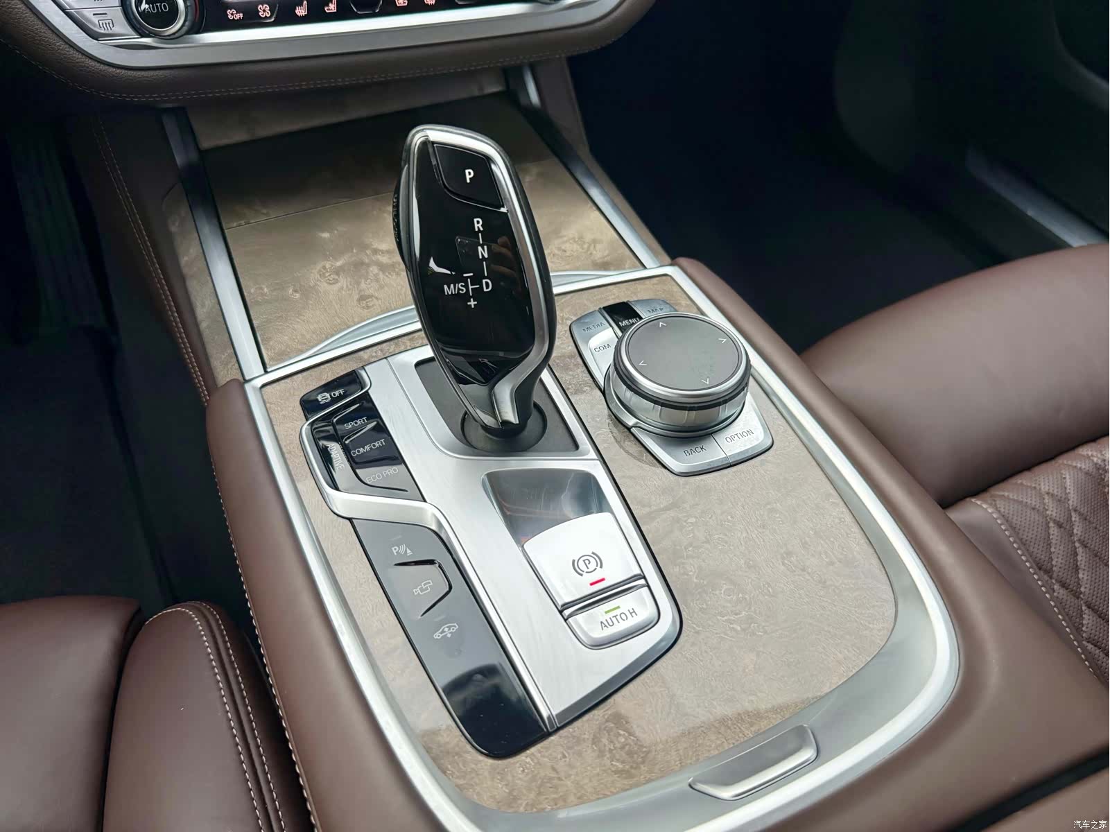 BMW 7 Series, 2019 10