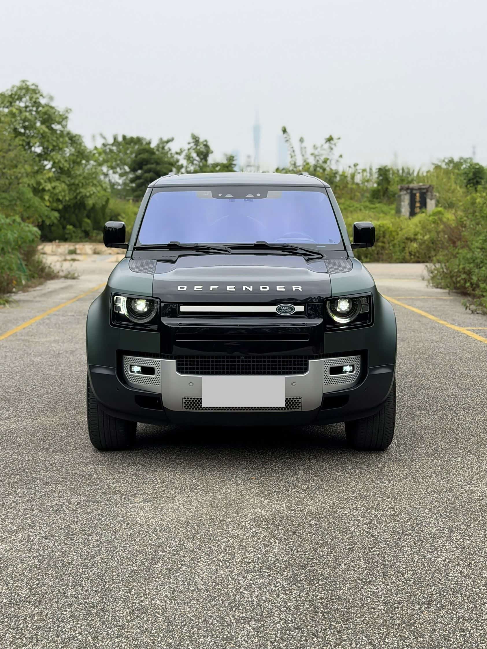 Land Rover Defender, 2020 все фото