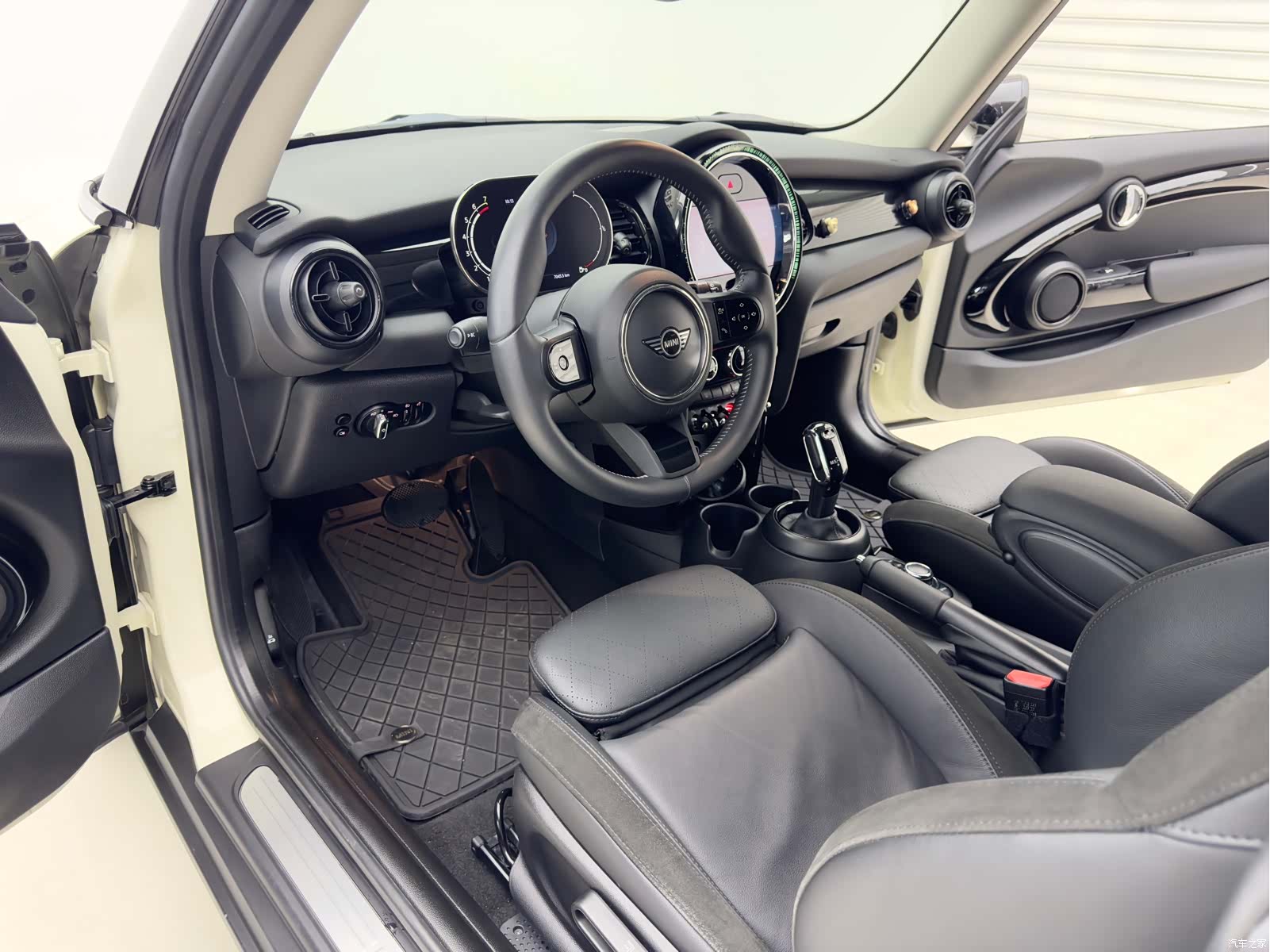 Mini Cooper, 2021 10