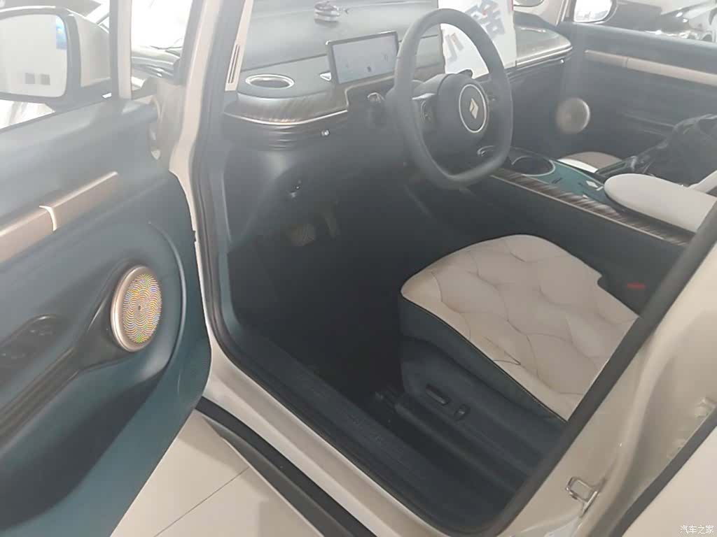 Wuling 460, 2024 16