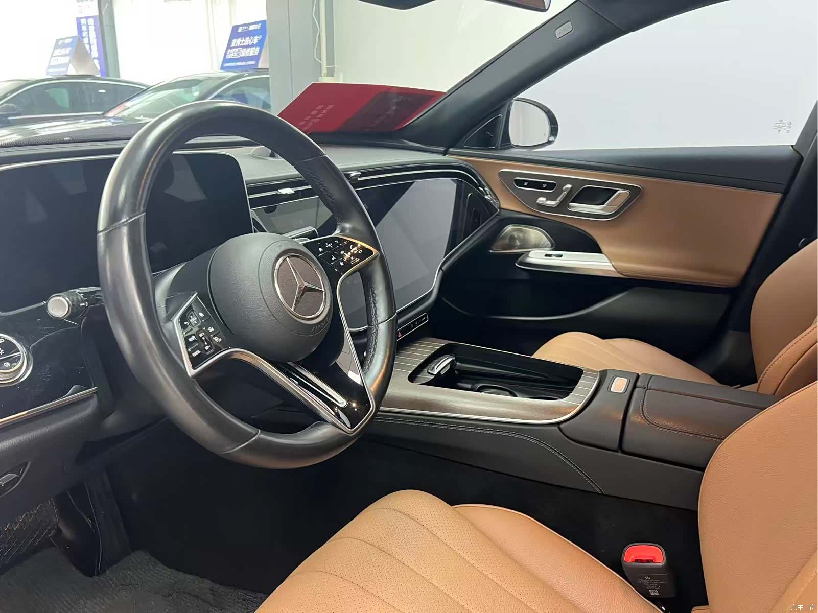 Mercedes-Benz E-Class, 2024 4