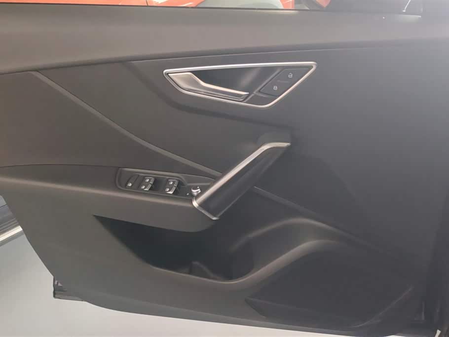 Audi Q2L Audi Q2L
