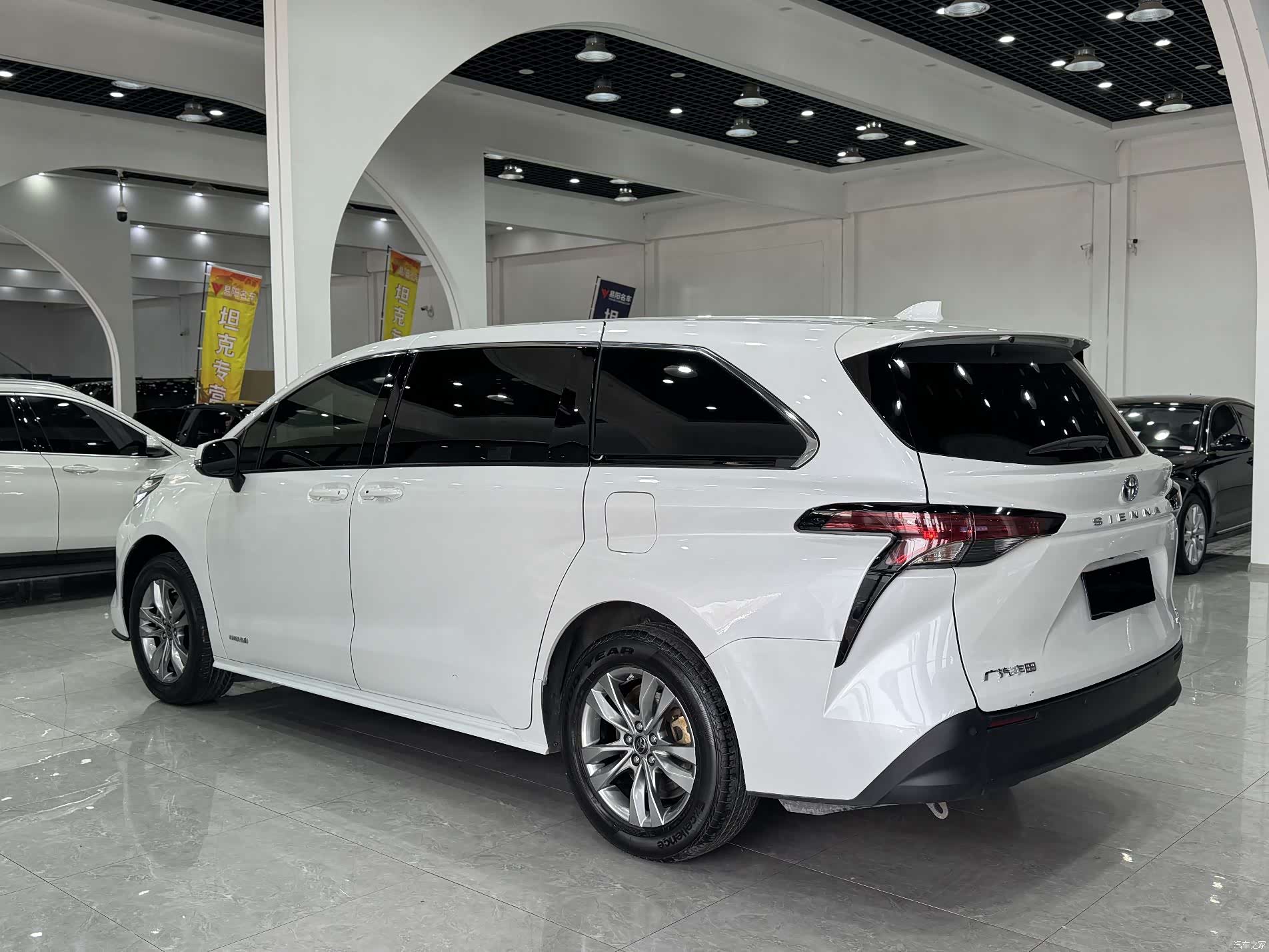 Toyota Sienna, 2023 9