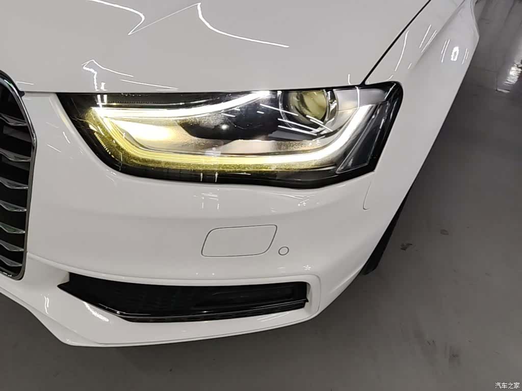 Audi A4L, 2016 24
