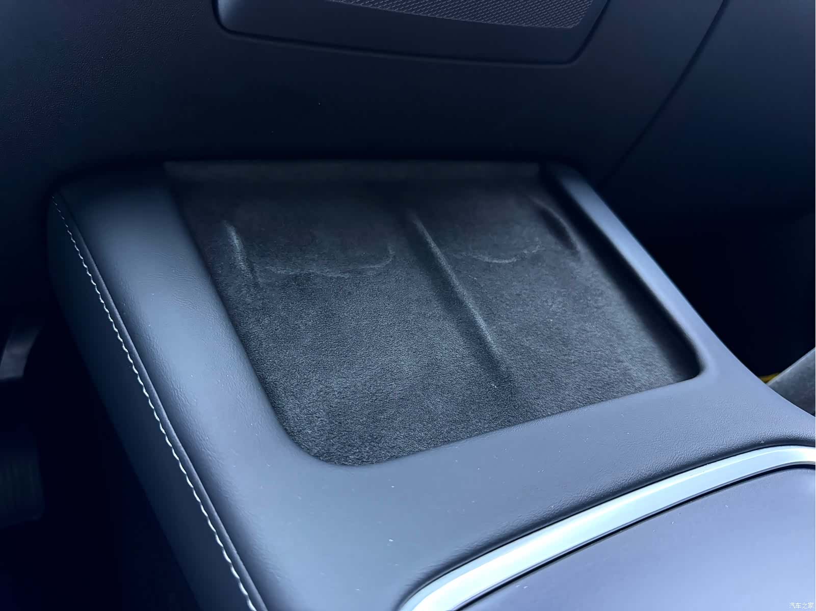 Tesla Model 3, 2021 24