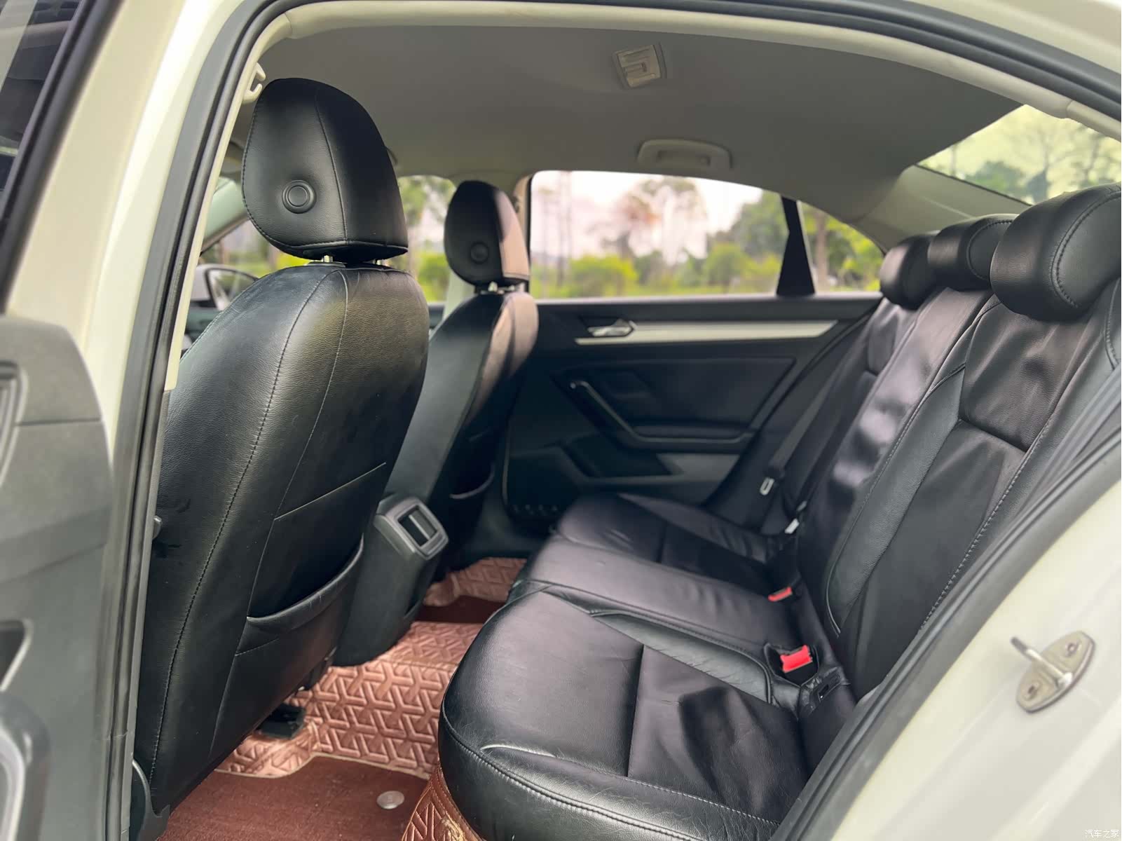 Volkswagen Lamando, 2016 10