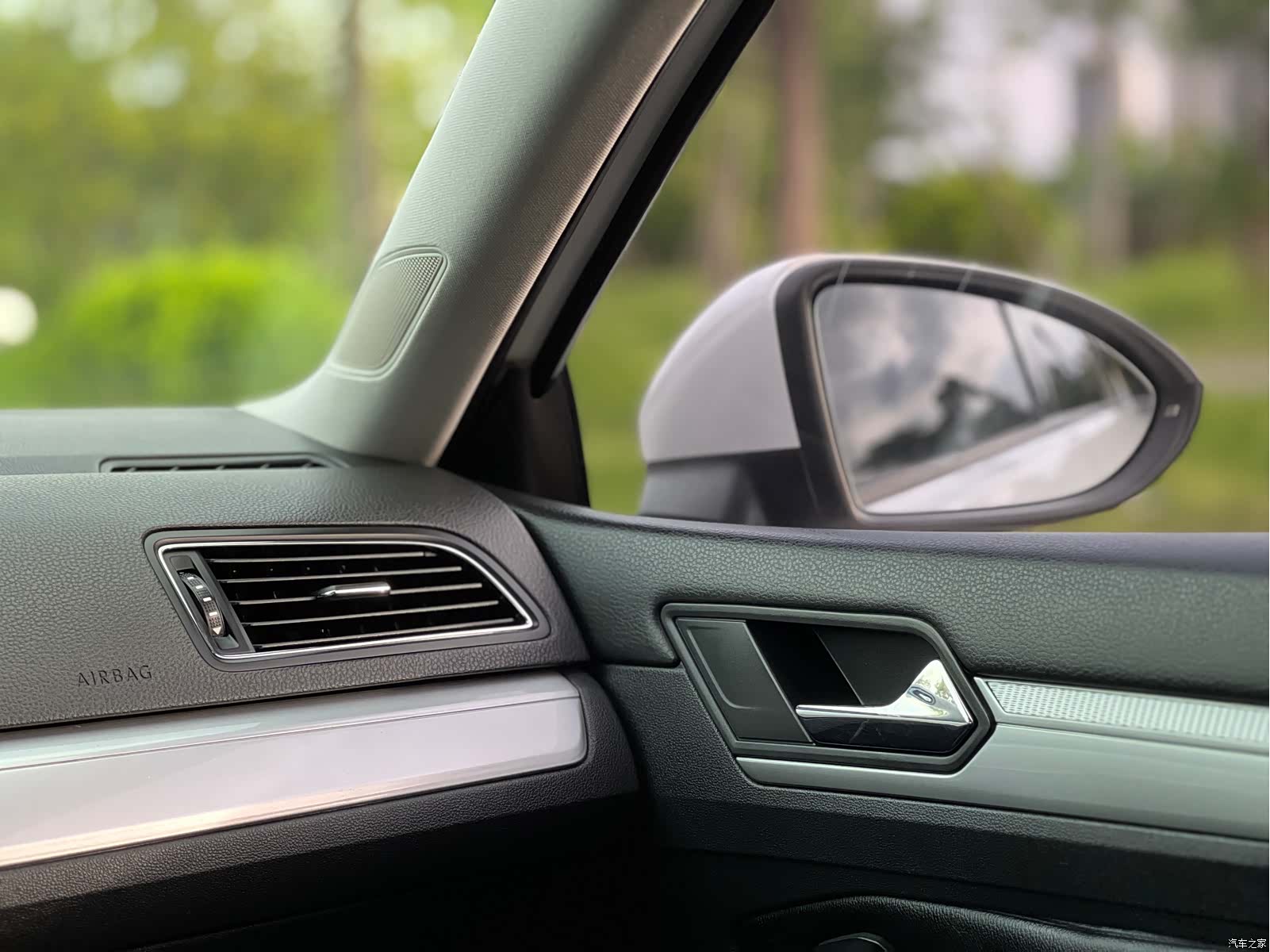 Volkswagen Lamando, 2016 23