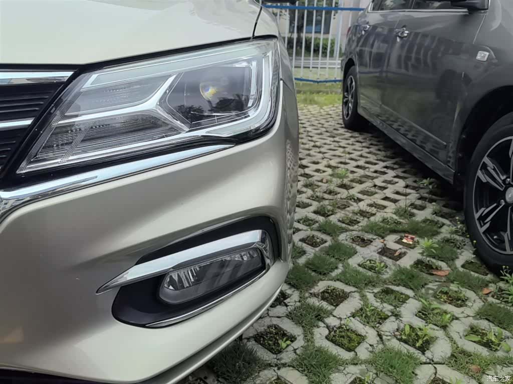 Roewe i5, 2019 24