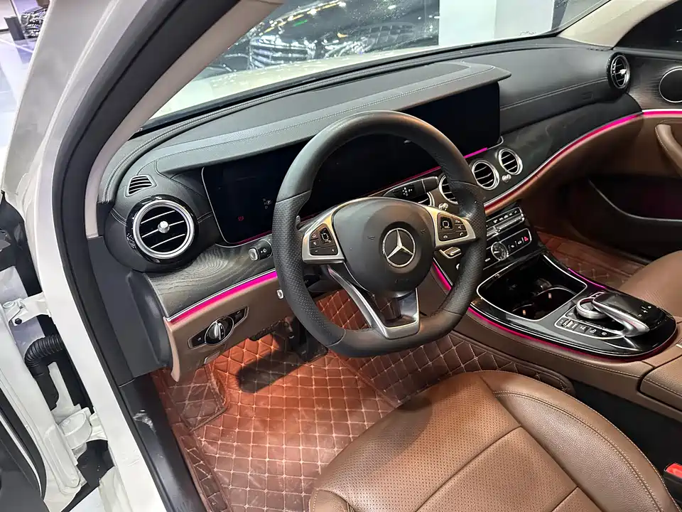 Mercedes-Benz E-class Mercedes-Benz E-class