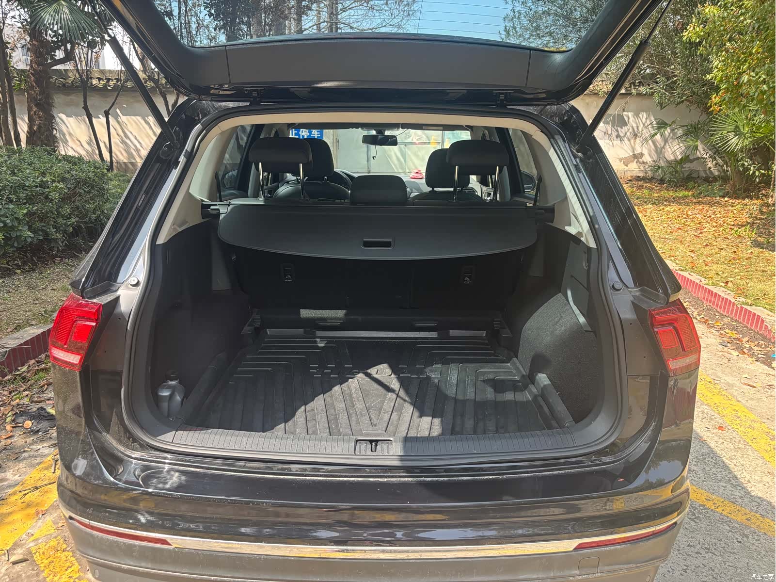 Volkswagen Tiguan L, 2019 10