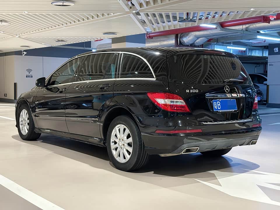 Mercedes-Benz R-class