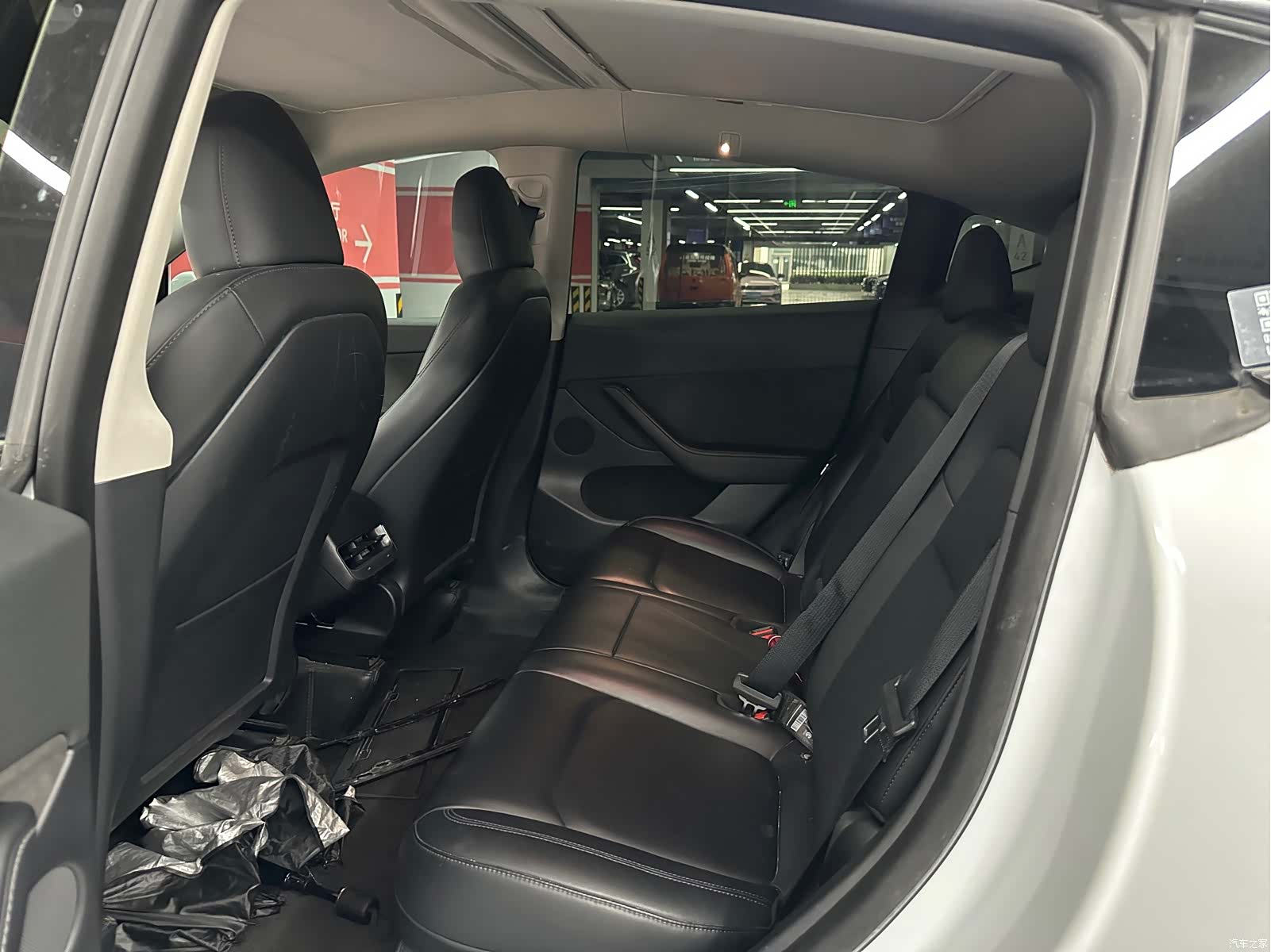Tesla Model Y, 2022 10