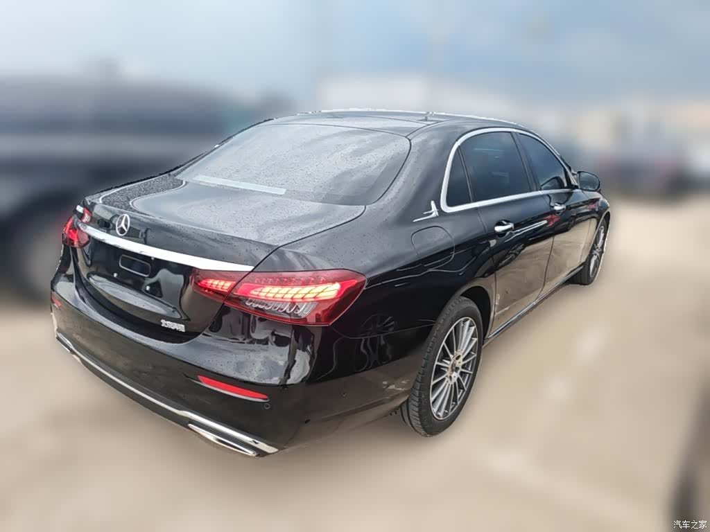 Mercedes-Benz E-Class, 2022 12