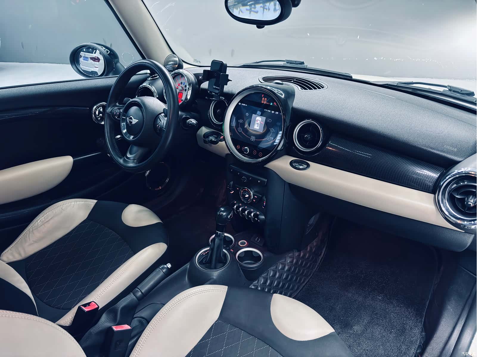 Mini Clubman, 2014 15