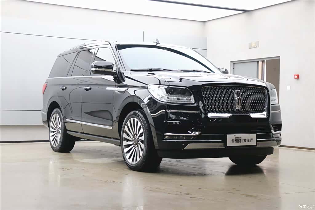 Lincoln Navigator, 2022 28