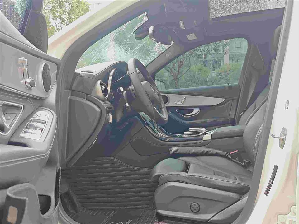 Mercedes-Benz GLC Mercedes-Benz GLC