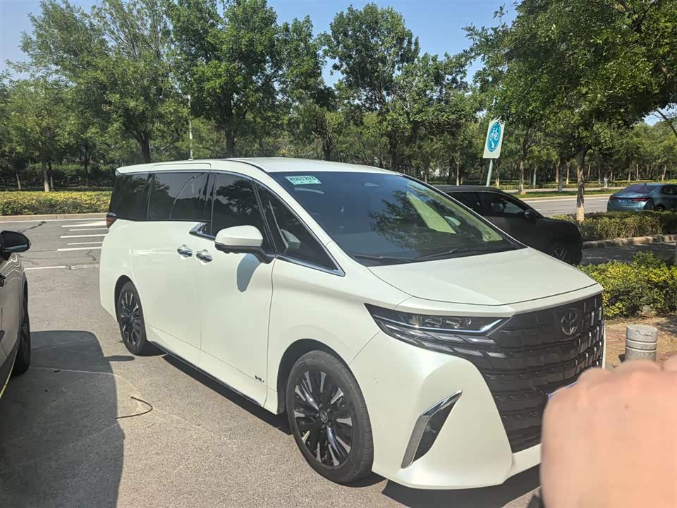 Toyota Elfa Toyota Elfa