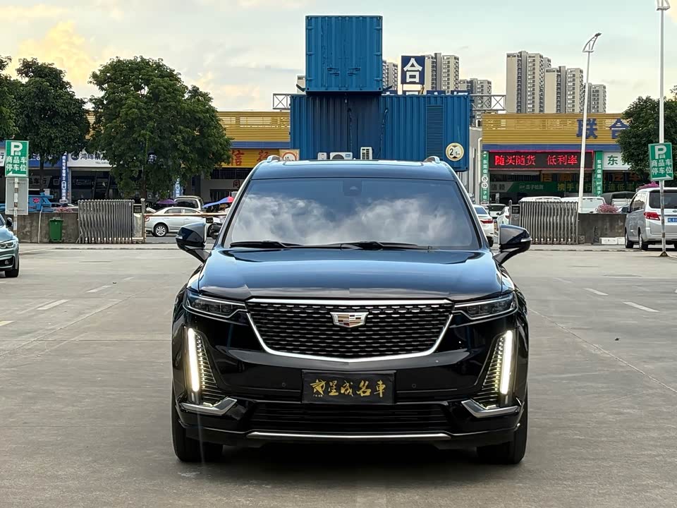 Cadillac XT6