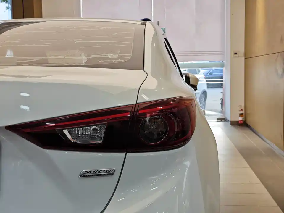 Mazda 3 Angkesaila Mazda 3 Angkesaila