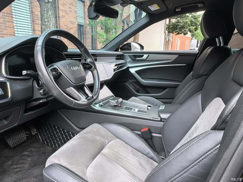 Audi A6L, 2021 все фото