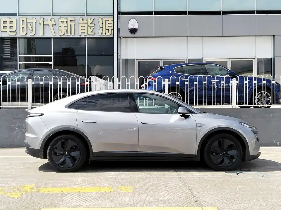 NIO L60 NIO L60