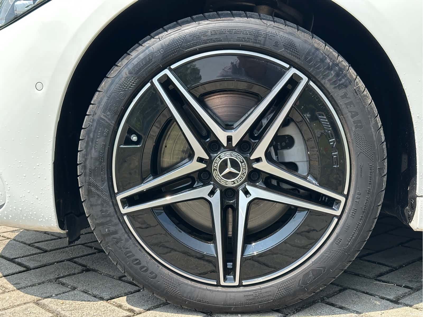 Mercedes-Benz C-Class, 2025 16