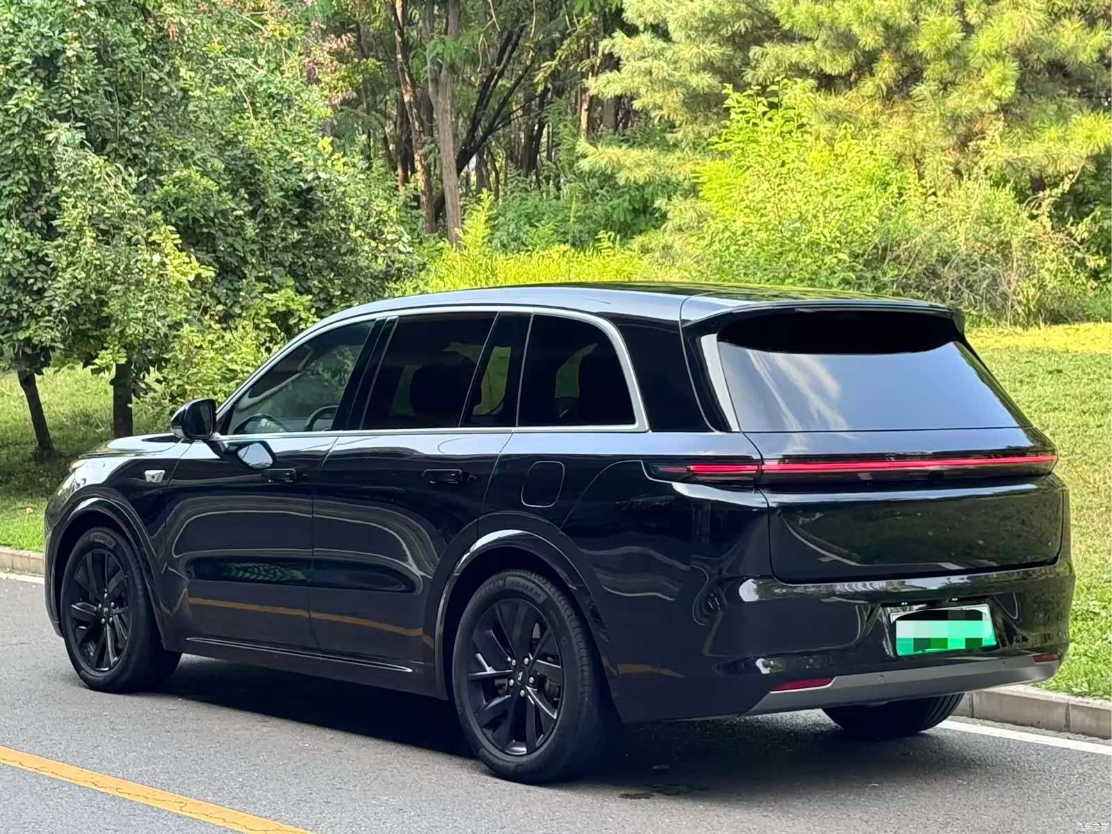 Li Auto L8, 2024 4