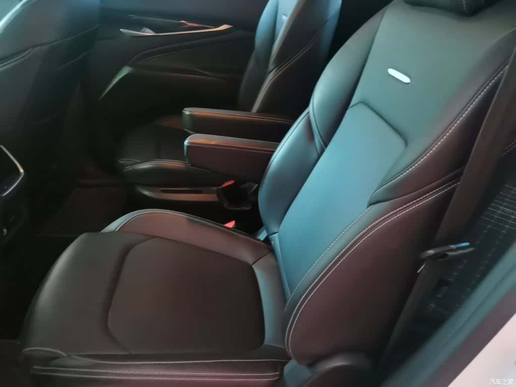 Maxus G50, 2021 13