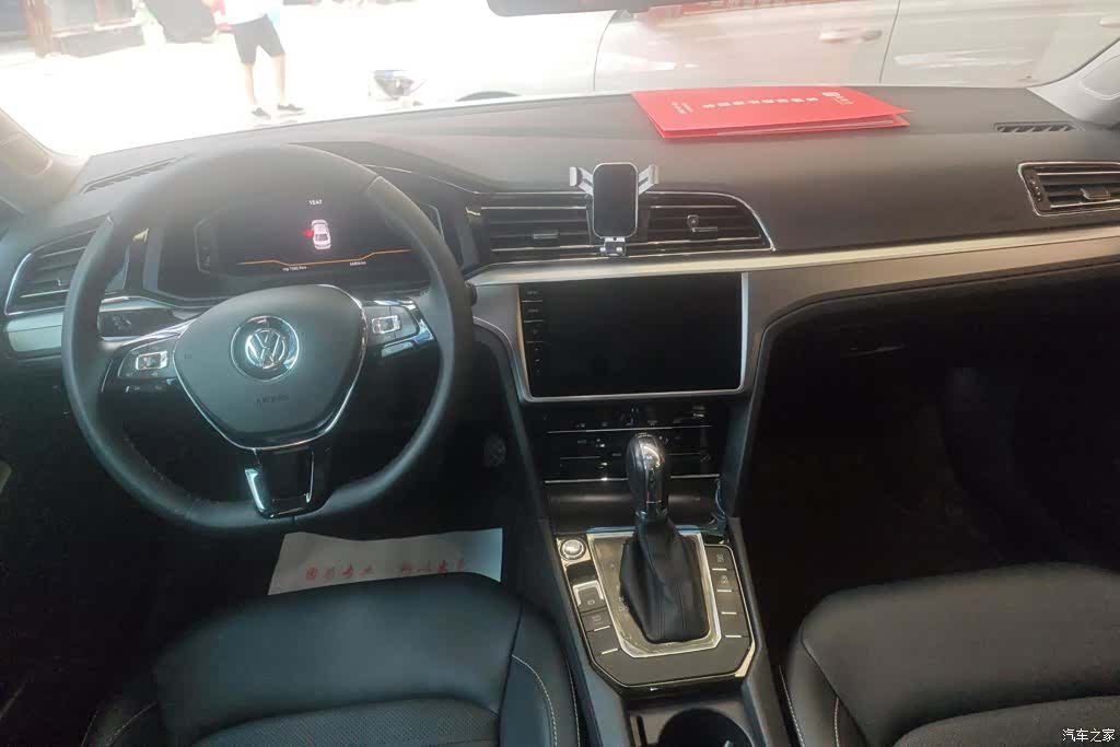 Volkswagen Lamando, 2016 12