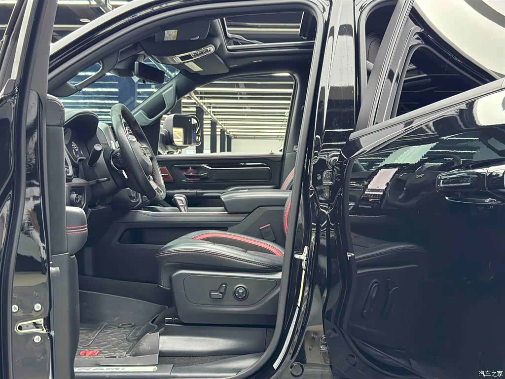 RAM Trucks, 2022 6