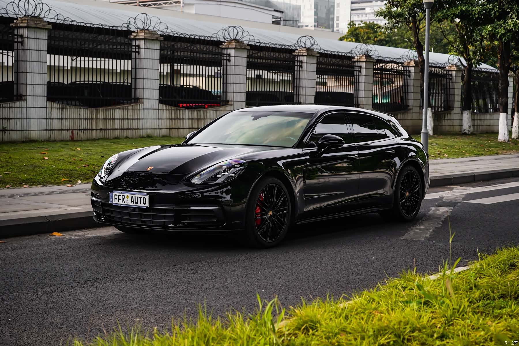 Porsche Panamera, 2019 1