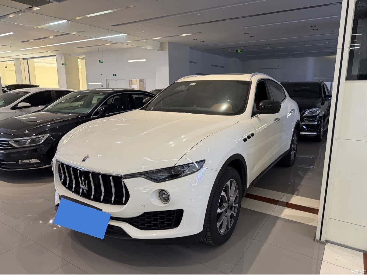 Maserati Levante, 2016 1