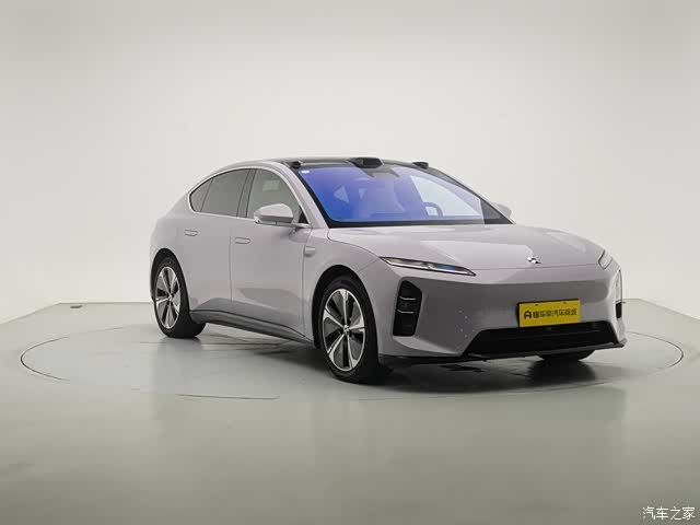 NIO ET5, 2025 все фото