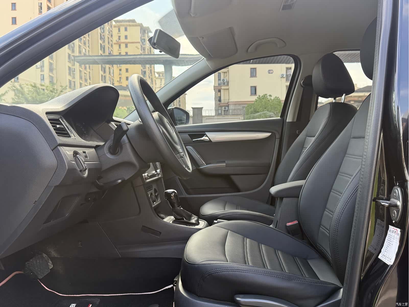 Volkswagen Lavida, 2013 10