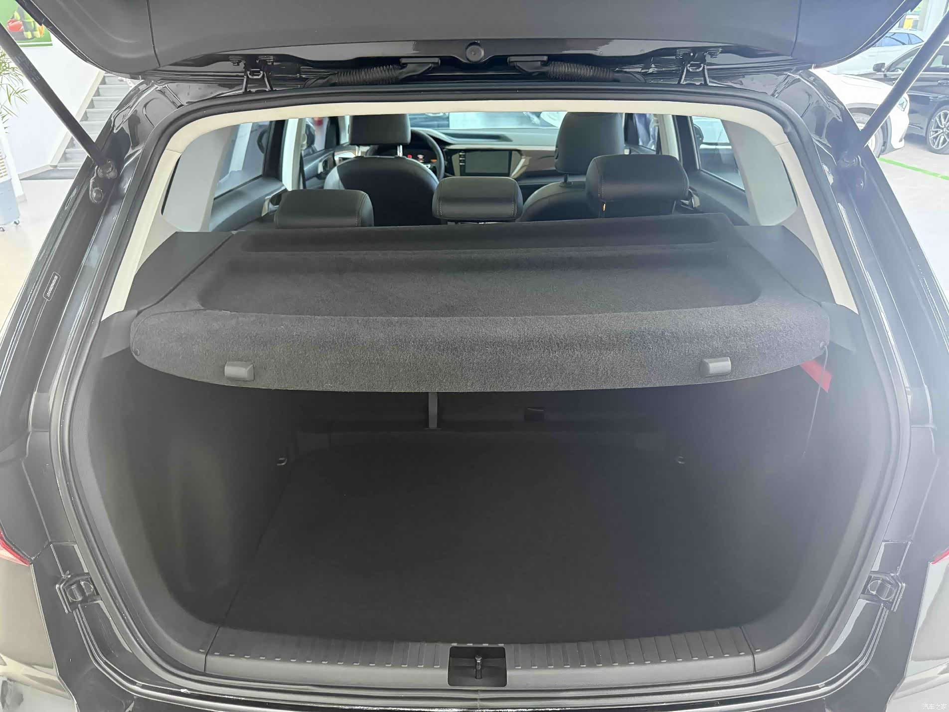 Volkswagen Tharu, 2022 17