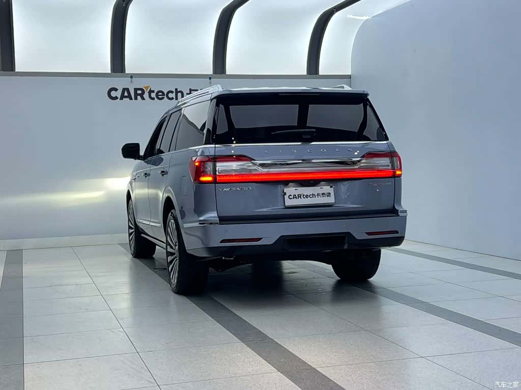 Lincoln Navigator, 2019 6
