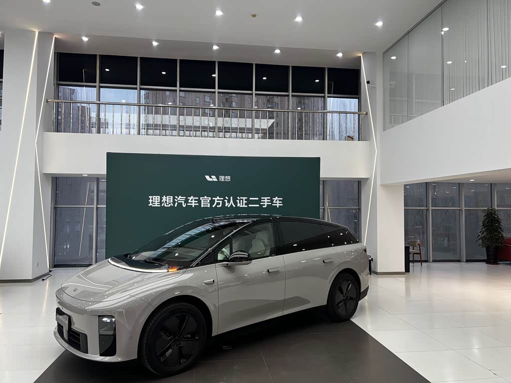 Li Auto i6
