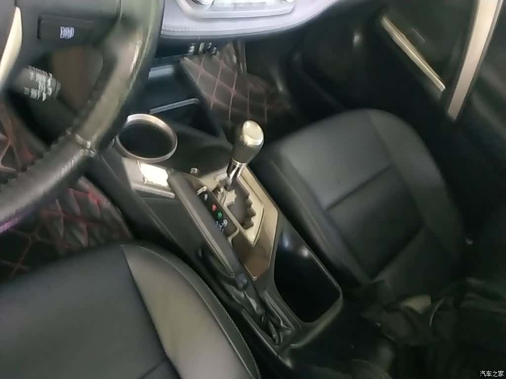 Toyota RAV4, 2014 14