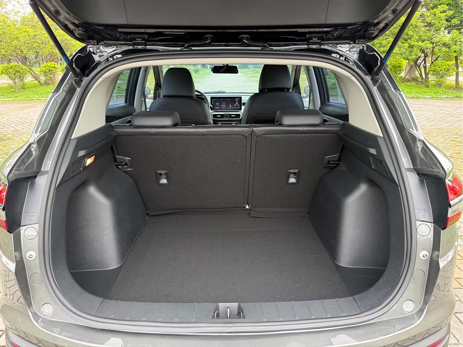 Geely Coolray, 2024 19