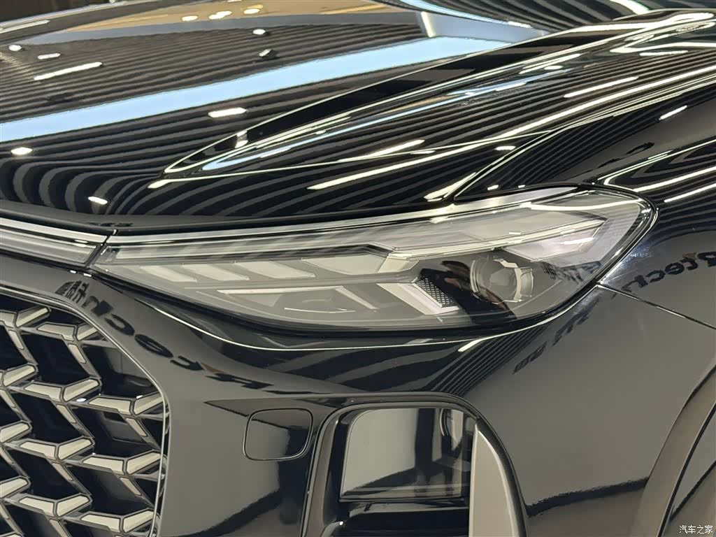 Audi Q6, 2023 8
