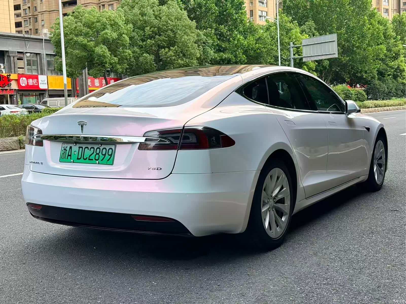 Tesla Model S, 2019 10