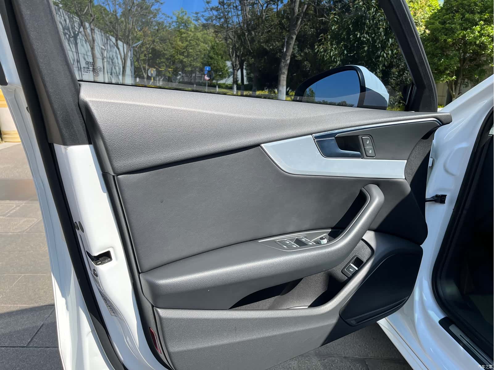 Audi A4L, 2020 15