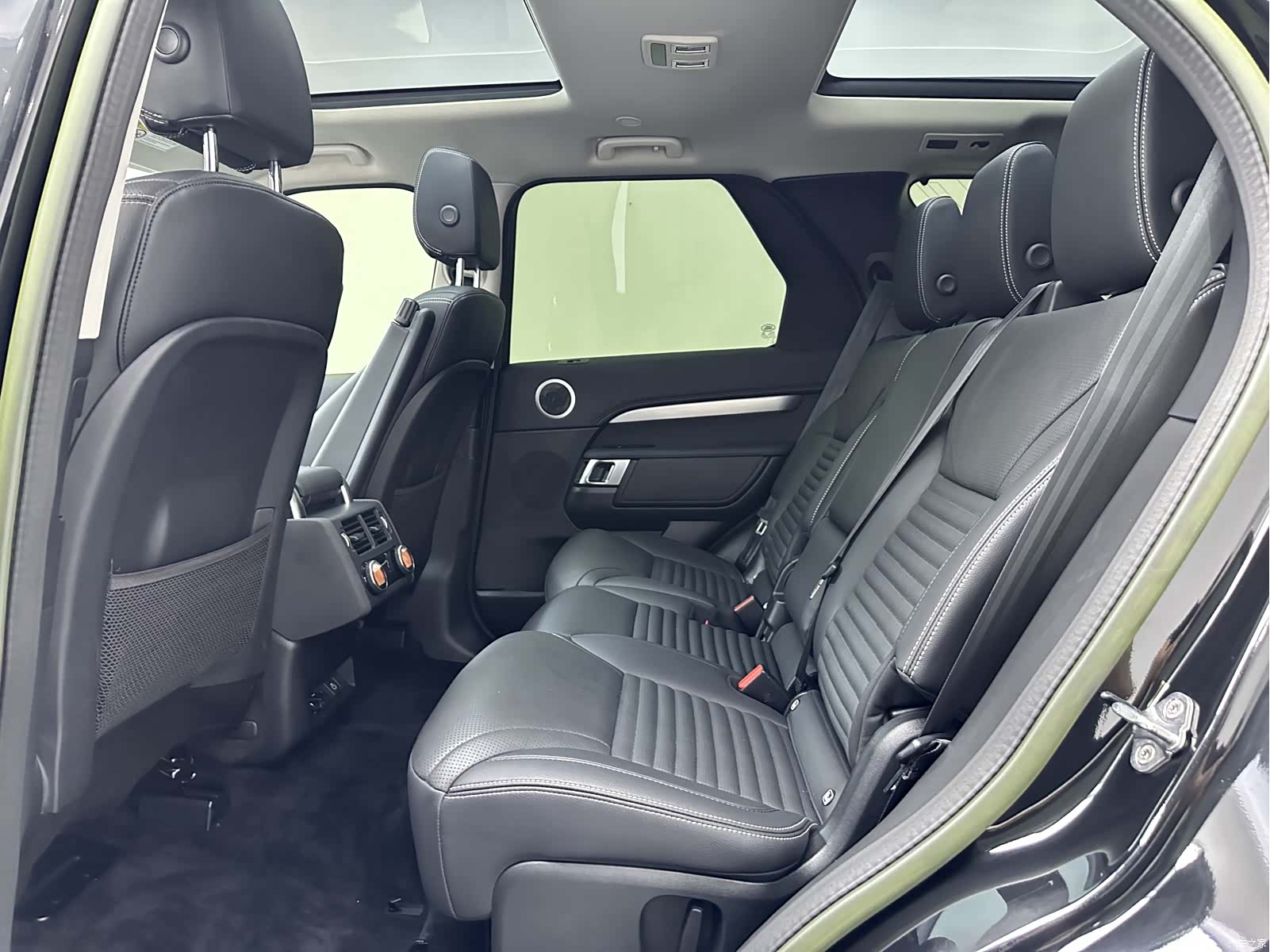 Land Rover Discovery, 2022 10