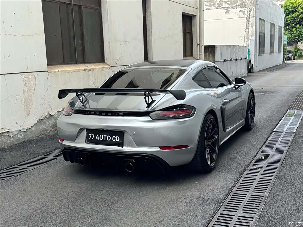 Porsche Cayman, 2018 7