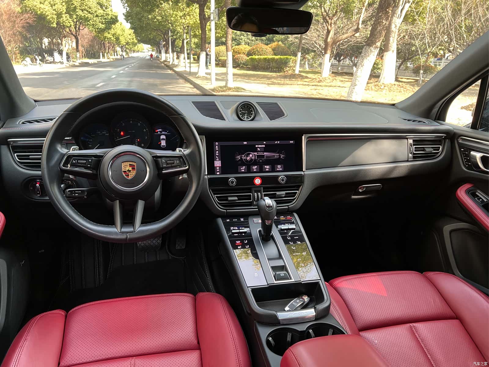 Porsche Macan, 2022 13