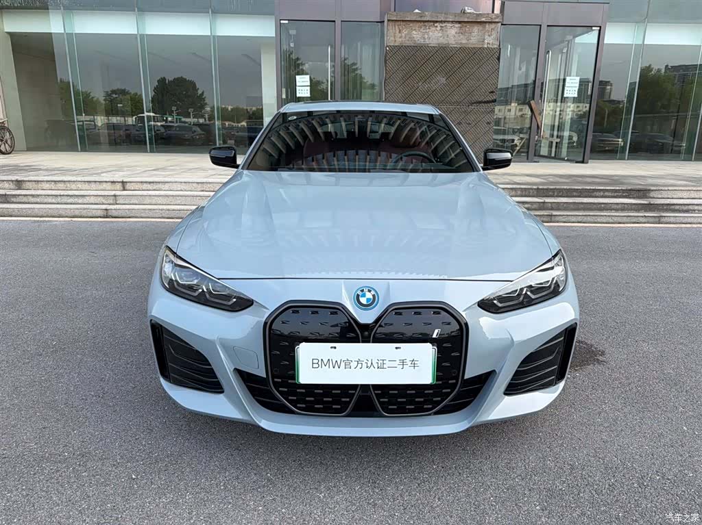 BMW i4, 2025 4