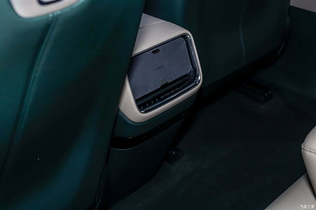 Xiaomi YU7, 2025 11