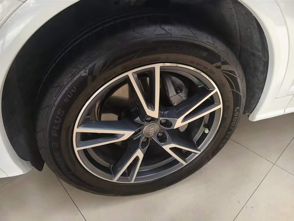 Audi Q5L Audi Q5L