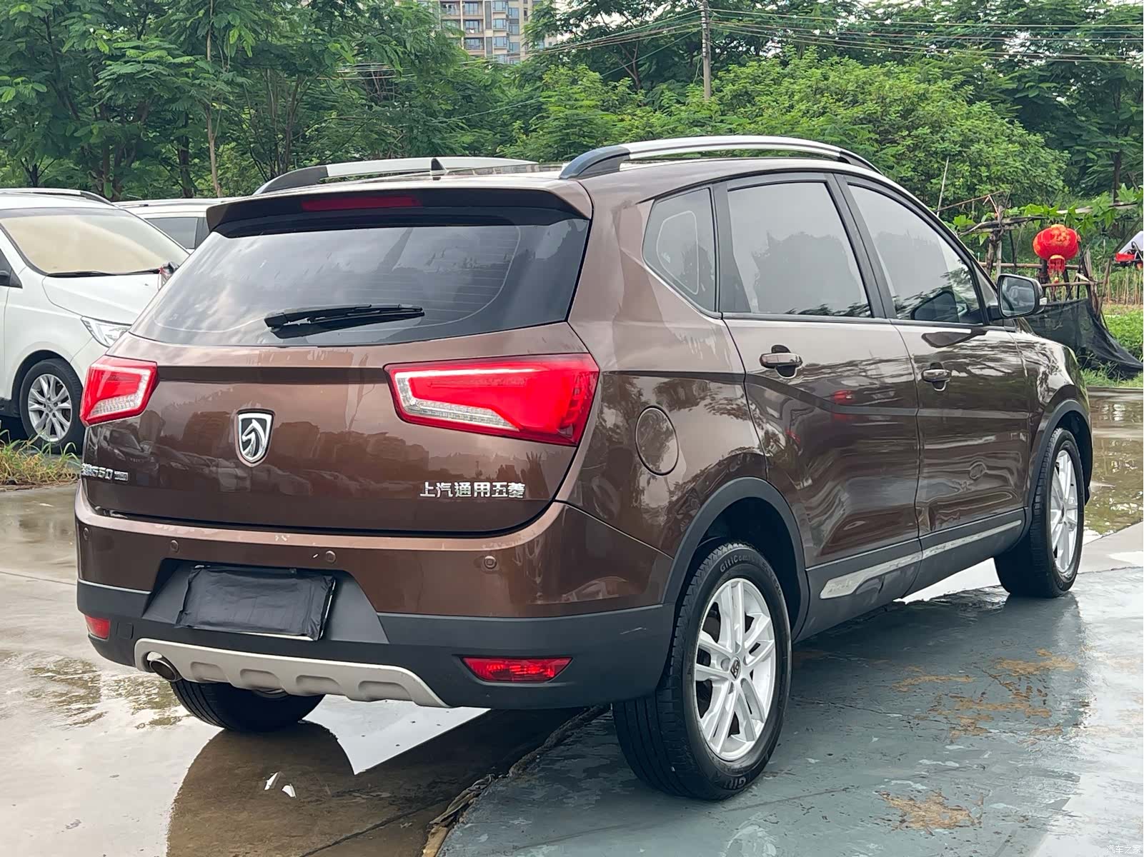 Wuling 560, 2017 9
