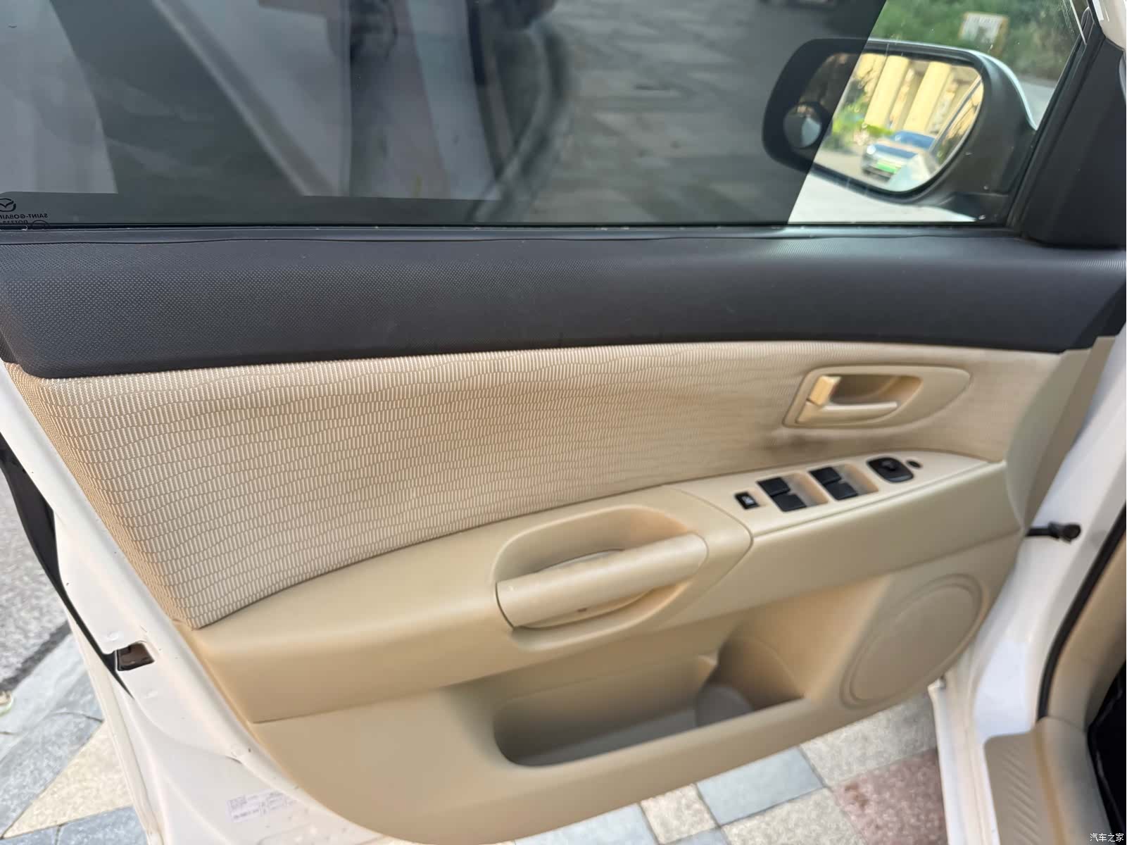 Mazda 3, 2013 4